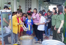 Công an tỉnh Khánh Hòa học tập và làm theo Sáu điều Bác Hồ dạy